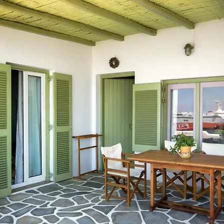Holiday home Beachfront House In Mykonos Tourlos