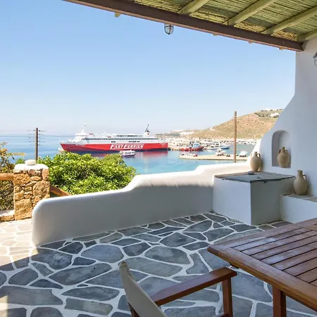 Holiday home Beachfront House In Mykonos Tourlos